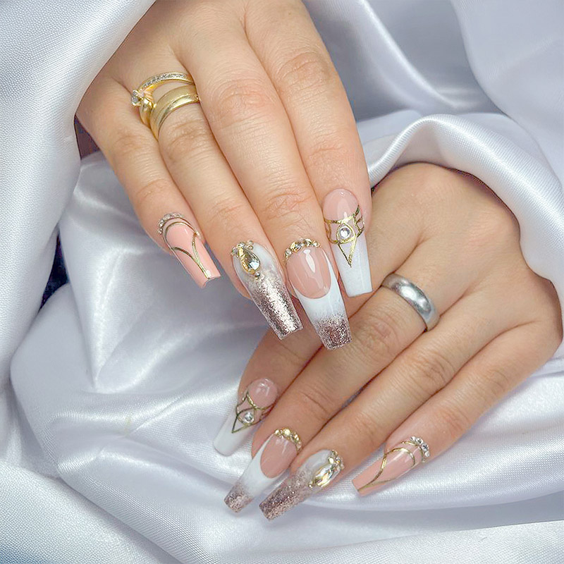 May's Nails